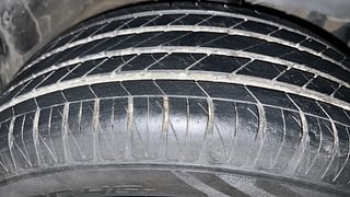 Used 2021 Maruti Suzuki Vitara Brezza [2020-2022] ZXI AT Petrol Automatic tyres RIGHT FRONT TYRE TREAD VIEW