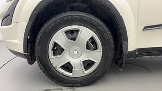 Used 2015 Mahindra XUV500 [2015-2018] W6 Diesel Manual tyres LEFT FRONT TYRE RIM VIEW