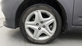 Used 2017 Hyundai Elite i20 [2014-2018] Asta 1.2 Petrol Manual tyres LEFT FRONT TYRE RIM VIEW