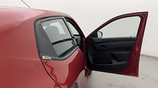 Used 2018 Renault Kwid [2017-2019] RXT 1.0 SCE Special Petrol Manual interior RIGHT FRONT DOOR OPEN VIEW