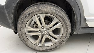 Used 2020 Kia Seltos HTX IVT G Petrol Automatic tyres RIGHT REAR TYRE RIM VIEW