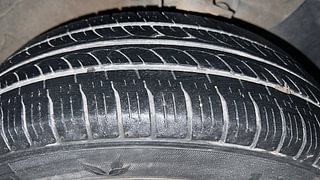 Used 2018 Hyundai Elite i20 [2014-2018] Sportz 1.2 Petrol Manual tyres RIGHT FRONT TYRE TREAD VIEW
