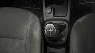 Used 2018 Renault Kwid [2017-2019] RXT 1.0 SCE Special Petrol Manual interior GEAR  KNOB VIEW