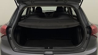 Used 2018 Hyundai Elite i20 [2014-2018] Sportz 1.2 Petrol Manual interior DICKY INSIDE VIEW