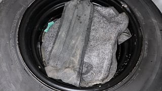 Used 2018 Hyundai Elite i20 [2014-2018] Sportz 1.2 Petrol Manual tyres SPARE TYRE VIEW