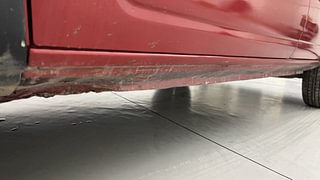 Used 2018 Renault Kwid [2017-2019] RXT 1.0 SCE Special Petrol Manual dents MINOR DENT
