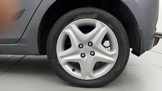 Used 2017 Hyundai Elite i20 [2014-2018] Asta 1.2 Petrol Manual tyres LEFT REAR TYRE RIM VIEW