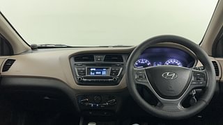 Used 2018 Hyundai Elite i20 [2014-2018] Sportz 1.2 Petrol Manual interior DASHBOARD VIEW