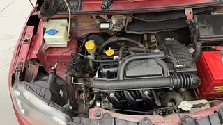 Used 2018 Renault Kwid [2017-2019] RXT 1.0 SCE Special Petrol Manual engine ENGINE RIGHT SIDE VIEW