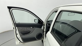 Used 2019 Maruti Suzuki Alto 800 [2016-2019] Vxi Petrol Manual interior LEFT FRONT DOOR OPEN VIEW