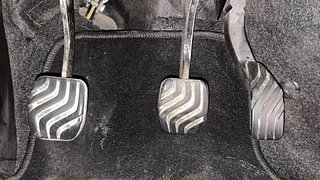 Used 2023 Renault Kiger RXT (O) MT Petrol Manual interior PEDALS VIEW