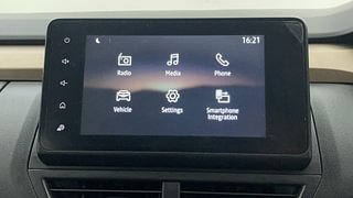 Used 2023 Renault Kiger RXT (O) MT Petrol Manual top_features Integrated (in-dash) music system