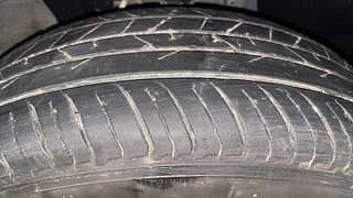 Used 2023 Renault Kiger RXT (O) MT Petrol Manual tyres RIGHT FRONT TYRE TREAD VIEW