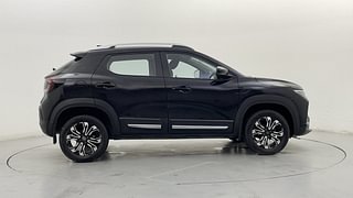 Used 2023 Renault Kiger RXT (O) MT Petrol Manual exterior RIGHT SIDE VIEW