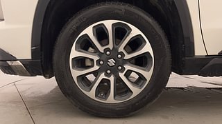 Used 2022 Maruti Suzuki Grand Vitara Alpha Plus Intelligent Hybrid eCVT Hybrid Automatic tyres LEFT FRONT TYRE RIM VIEW