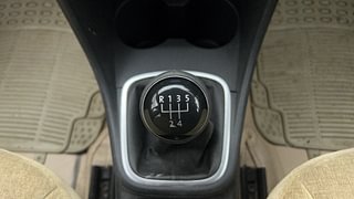 Used 2016 Volkswagen Polo [2014-2020] Highline 1.5 (D) Diesel Manual interior GEAR  KNOB VIEW