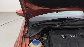 Used 2016 Volkswagen Polo [2014-2020] Highline 1.5 (D) Diesel Manual engine ENGINE RIGHT SIDE HINGE & APRON VIEW