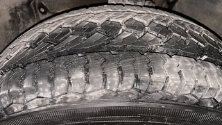 Used 2017 Renault Duster [2015-2019] 110 PS RXZ 4X2 AMT Diesel Automatic tyres LEFT FRONT TYRE TREAD VIEW
