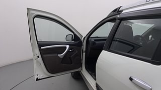 Used 2017 Renault Duster [2015-2019] 110 PS RXZ 4X2 AMT Diesel Automatic interior LEFT FRONT DOOR OPEN VIEW