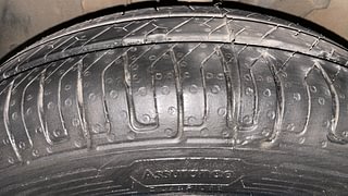 Used 2019 Renault Kwid [2017-2019] CLIMBER 1.0 AMT Petrol Automatic tyres LEFT FRONT TYRE TREAD VIEW