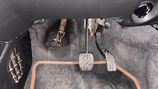 Used 2019 Renault Kwid [2017-2019] CLIMBER 1.0 AMT Petrol Automatic interior PEDALS VIEW