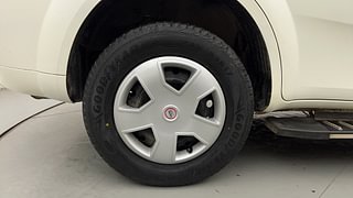 Used 2021 Mahindra XUV500 [2018-2021] W5 Diesel Manual tyres RIGHT REAR TYRE RIM VIEW