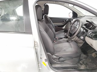 Used 2019 Tata Tiago [2016-2020] Revotron XZA AMT Petrol Automatic interior RIGHT SIDE FRONT DOOR CABIN VIEW