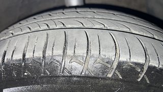 Used 2019 Hyundai Xcent SX Petrol Manual tyres RIGHT FRONT TYRE TREAD VIEW