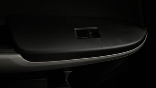 Used 2017 Maruti Suzuki Baleno [2015-2019] Delta Petrol Petrol Manual top_features Anti pinch power windows