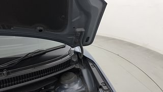 Used 2017 Maruti Suzuki Baleno [2015-2019] Delta Petrol Petrol Manual engine ENGINE LEFT SIDE HINGE & APRON VIEW