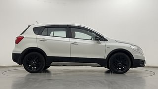 Used 2017 Maruti Suzuki S-Cross Alpha 1.6 Diesel Manual exterior RIGHT SIDE VIEW
