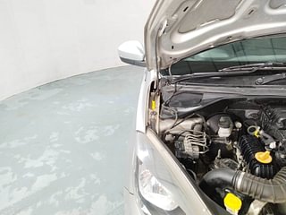 Used 2019 Tata Tiago [2016-2020] Revotron XZA AMT Petrol Automatic engine ENGINE RIGHT SIDE HINGE & APRON VIEW