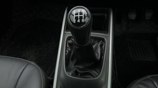 Used 2017 Maruti Suzuki Baleno [2015-2019] Zeta Petrol Petrol Manual interior GEAR  KNOB VIEW
