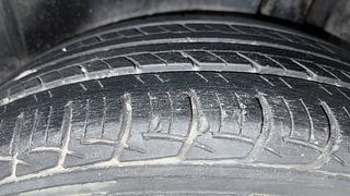 Used 2018 Maruti Suzuki Ertiga [2015-2018] VXI AT Petrol Automatic tyres LEFT REAR TYRE TREAD VIEW