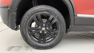 Used 2020 Maruti Suzuki Vitara Brezza [2018-2020] ZDI PLUS AT Dual Tone Diesel Automatic tyres RIGHT REAR TYRE RIM VIEW