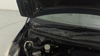 Used 2018 Maruti Suzuki Ertiga [2015-2018] VXI AT Petrol Automatic engine ENGINE RIGHT SIDE HINGE & APRON VIEW