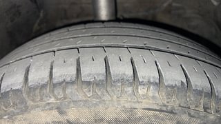 Used 2016 Tata Zest [2014-2019] XT Petrol Petrol Manual tyres RIGHT FRONT TYRE TREAD VIEW
