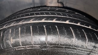 Used 2014 Toyota Corolla Altis [2014-2017] G Petrol Petrol Manual tyres LEFT FRONT TYRE TREAD VIEW