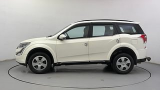 Used 2020 Mahindra XUV500 [2018-2021] W7 Diesel Manual exterior LEFT SIDE VIEW