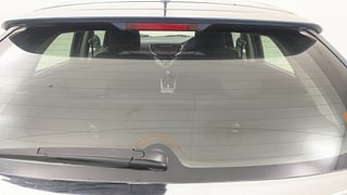 Used 2018 Maruti Suzuki Baleno [2015-2019] Zeta Petrol Petrol Manual top_features Rear defogger