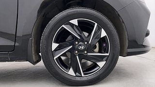 Used 2021 Hyundai Verna SX Opt IVT Petrol Petrol Automatic tyres RIGHT FRONT TYRE RIM VIEW