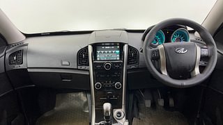 Used 2020 Mahindra XUV500 [2018-2021] W7 Diesel Manual interior DASHBOARD VIEW