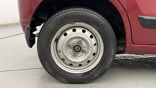 Used 2012 Maruti Suzuki Wagon R 1.0 [2010-2019] LXi Petrol Manual tyres RIGHT REAR TYRE RIM VIEW