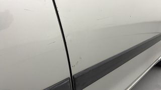 Used 2017 Maruti Suzuki Swift Dzire VDI Diesel Manual dents MINOR SCRATCH