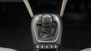 Used 2020 Hyundai New Santro 1.1 Magna Petrol Manual interior GEAR  KNOB VIEW