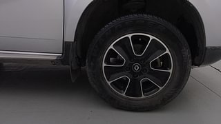 Used 2018 Renault Duster [2015-2019] 110 PS RXZ 4X2 AMT Diesel Automatic tyres RIGHT FRONT TYRE RIM VIEW