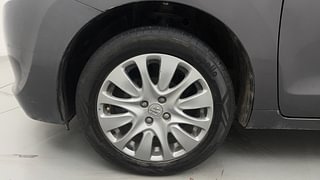Used 2016 Maruti Suzuki Baleno [2015-2019] Zeta Petrol Petrol Manual tyres LEFT FRONT TYRE RIM VIEW