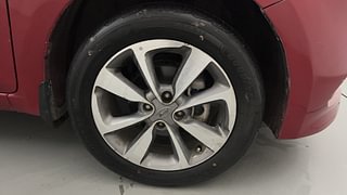 Used 2016 Hyundai Elite i20 [2014-2018] Asta 1.2 Petrol Manual tyres RIGHT FRONT TYRE RIM VIEW