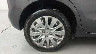 Used 2016 Maruti Suzuki Baleno [2015-2019] Zeta Petrol Petrol Manual tyres RIGHT REAR TYRE RIM VIEW