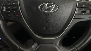 Used 2016 Hyundai Elite i20 [2014-2018] Asta 1.2 Petrol Manual top_features Airbags
